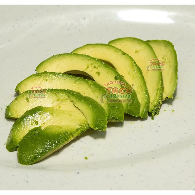 Sliced Avocados (Aguacate Rebanado).
